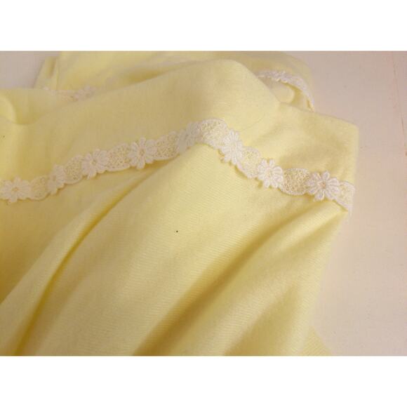 Vintage Christian Dior I. Magnin Butter Yellow White Floral Trim Nightgown READ - Picture 6 of 8